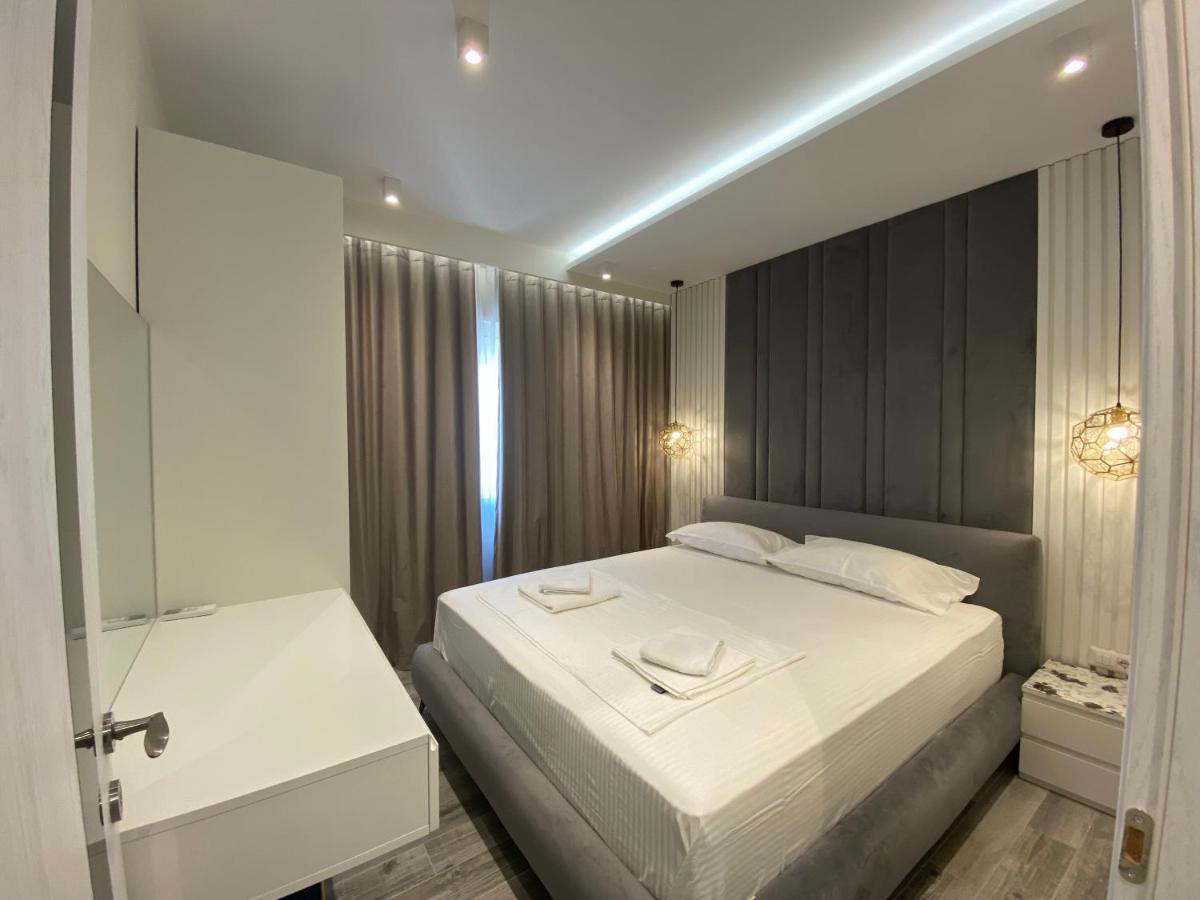 Luxury Seaview Vlora Flat Free Parking Leilighet Eksteriør bilde