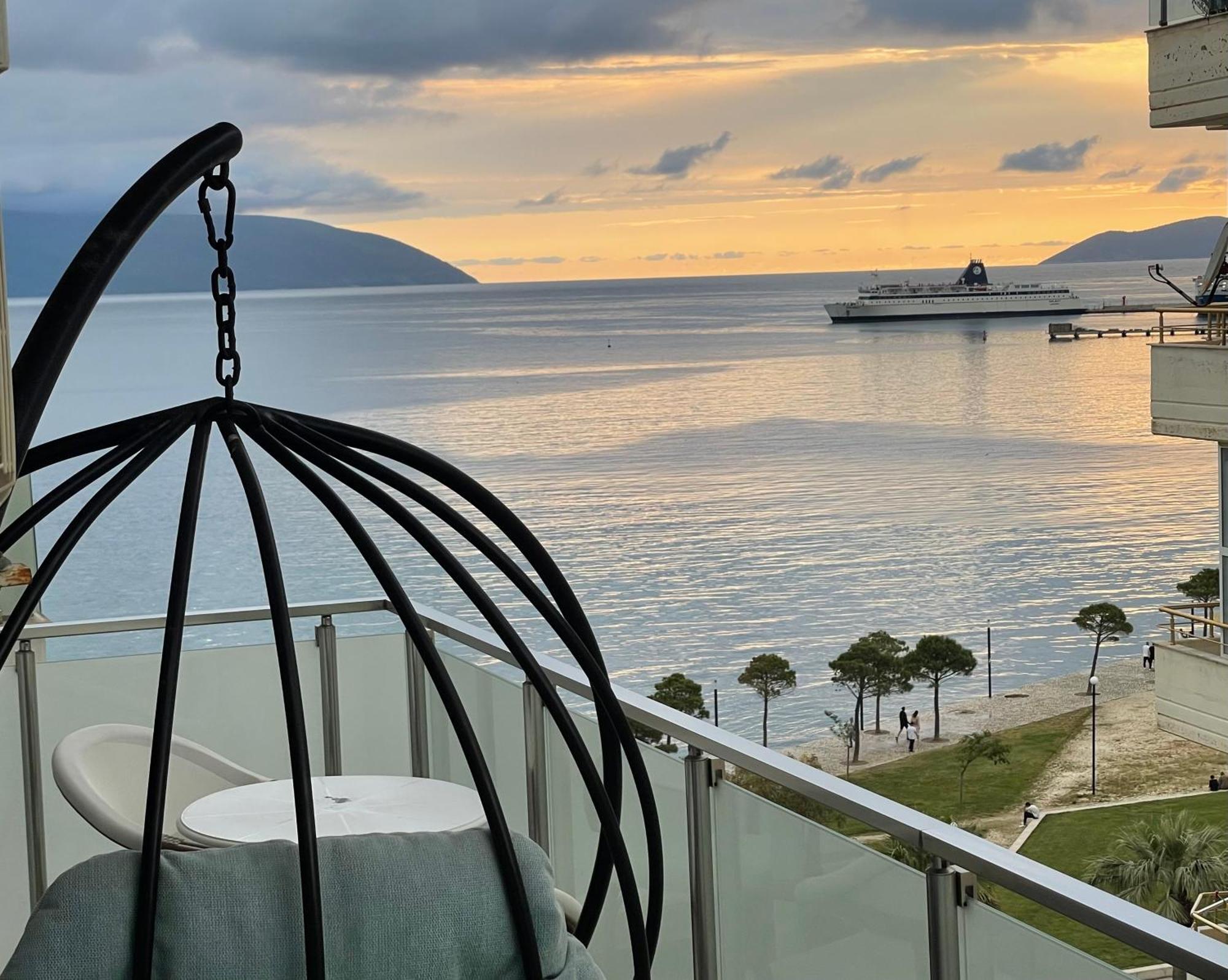 Luxury Seaview Vlora Flat Free Parking Leilighet Eksteriør bilde